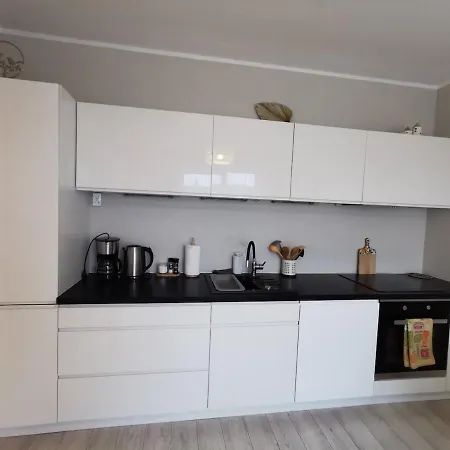 Apartmenty Adler - White Lägenhet *