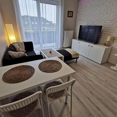 Apartmenty Adler - White Lägenhet